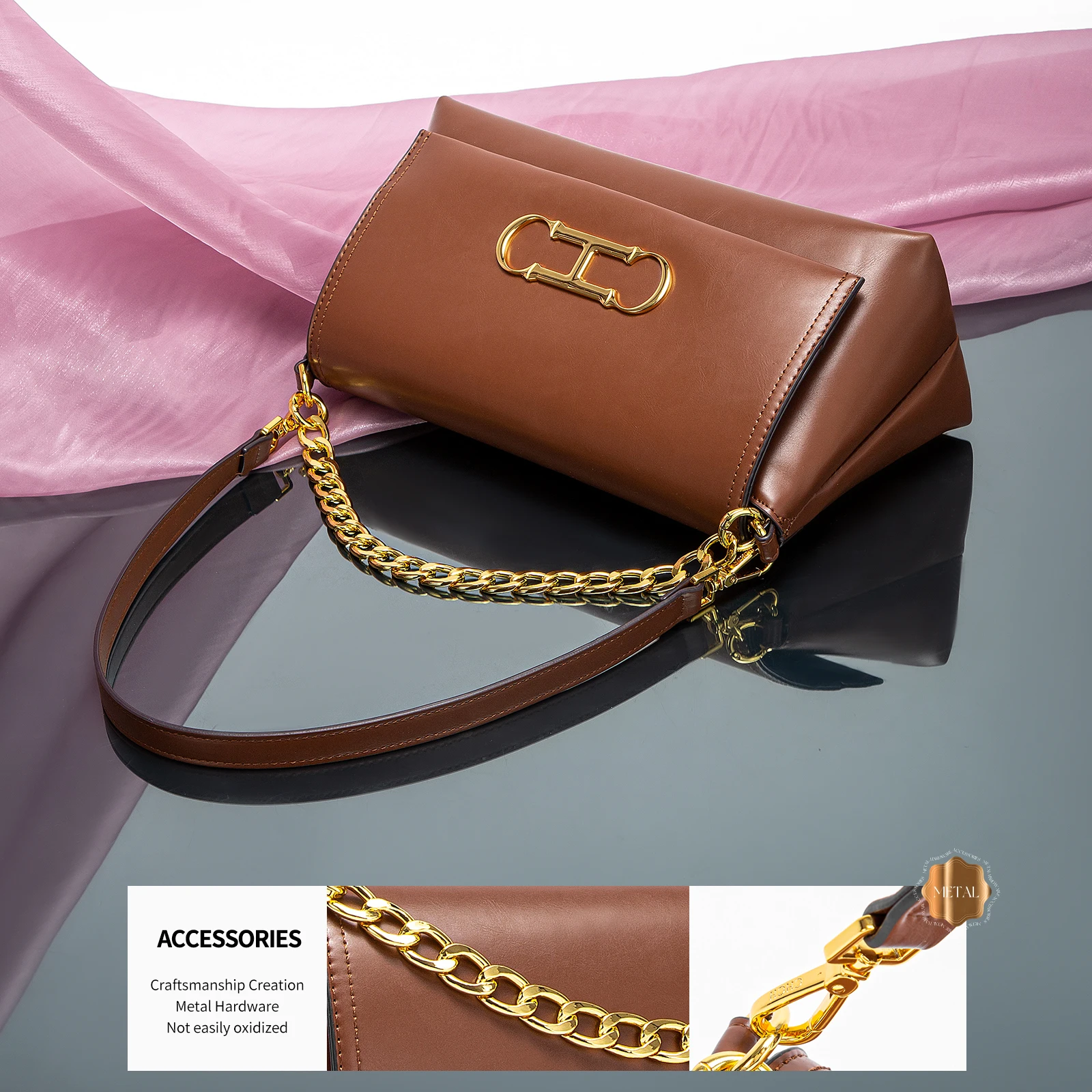 Pure Simple Classic Retro Squa - Women Bags Coach 评论和价格