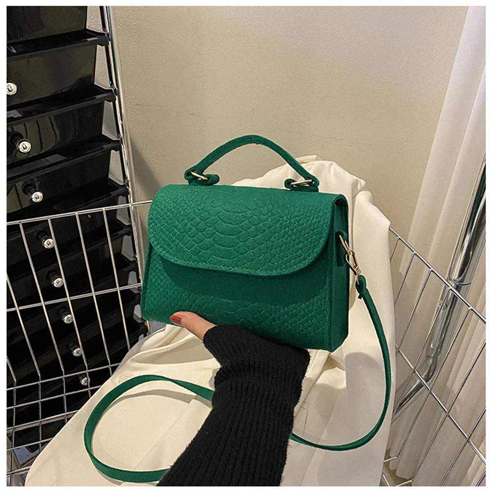 Women's Felt Shoulder Bag Ladi - Women'S Bags Jacquemus 评论和价格