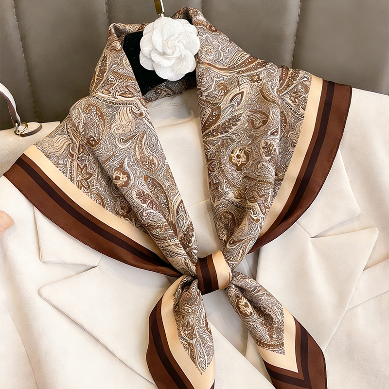 Luxury Women Silk Square Scarf - Women Bags Luxury 评论和价格