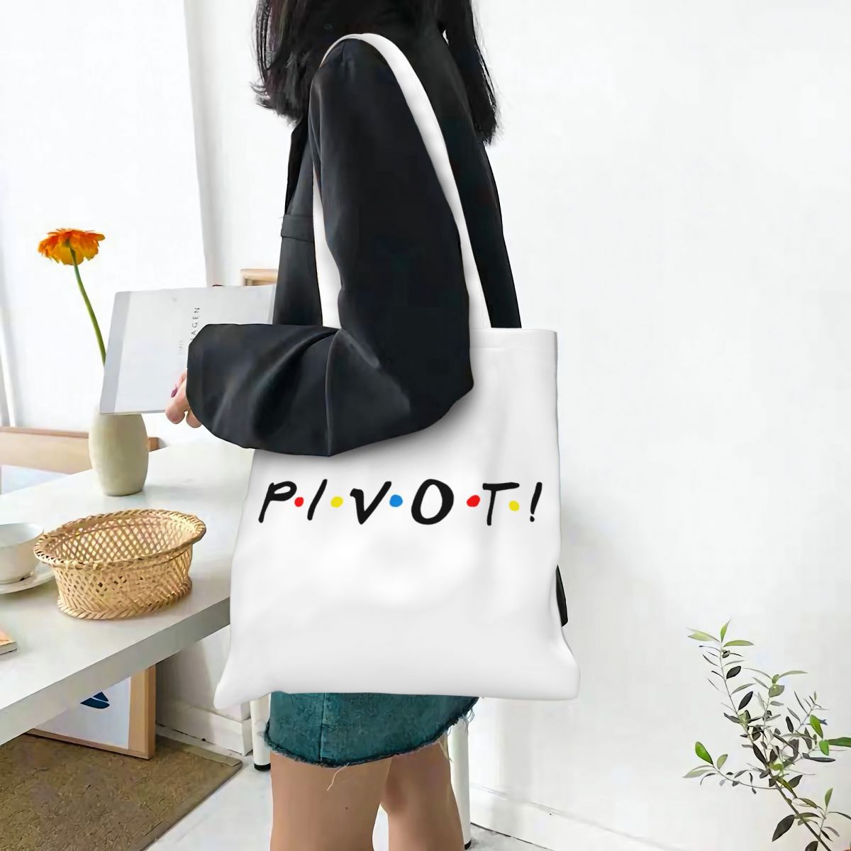 Friends Pivot Canvas Tote Hand - Women Bags Ross 评论和价格