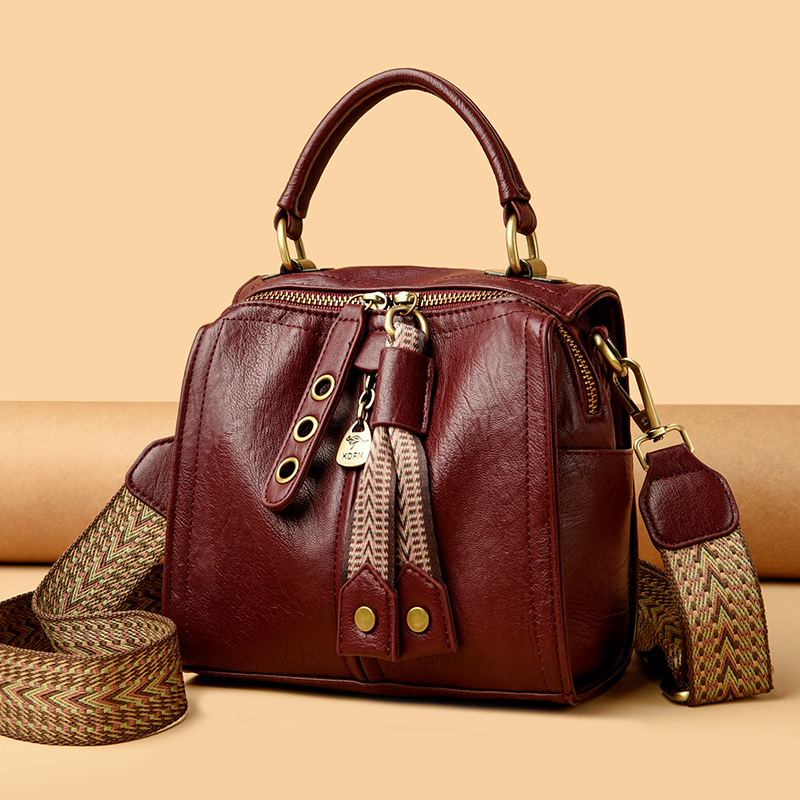 Cow Leather Women Messenger Ba - Women'S Bags Jacquemus 评论和价格